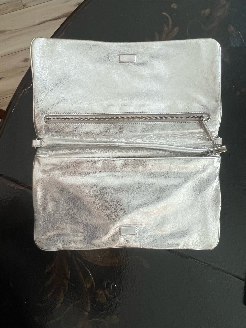 Tory Burch Reva Metallic Silver Leather Logo Clutch Shoulder Bag - Picture 9 of 15